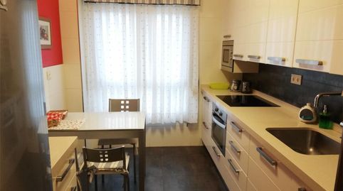 Foto 2 de Piso de alquiler en Avenida de Valdecilla, 22, Cuatro Caminos, Santander