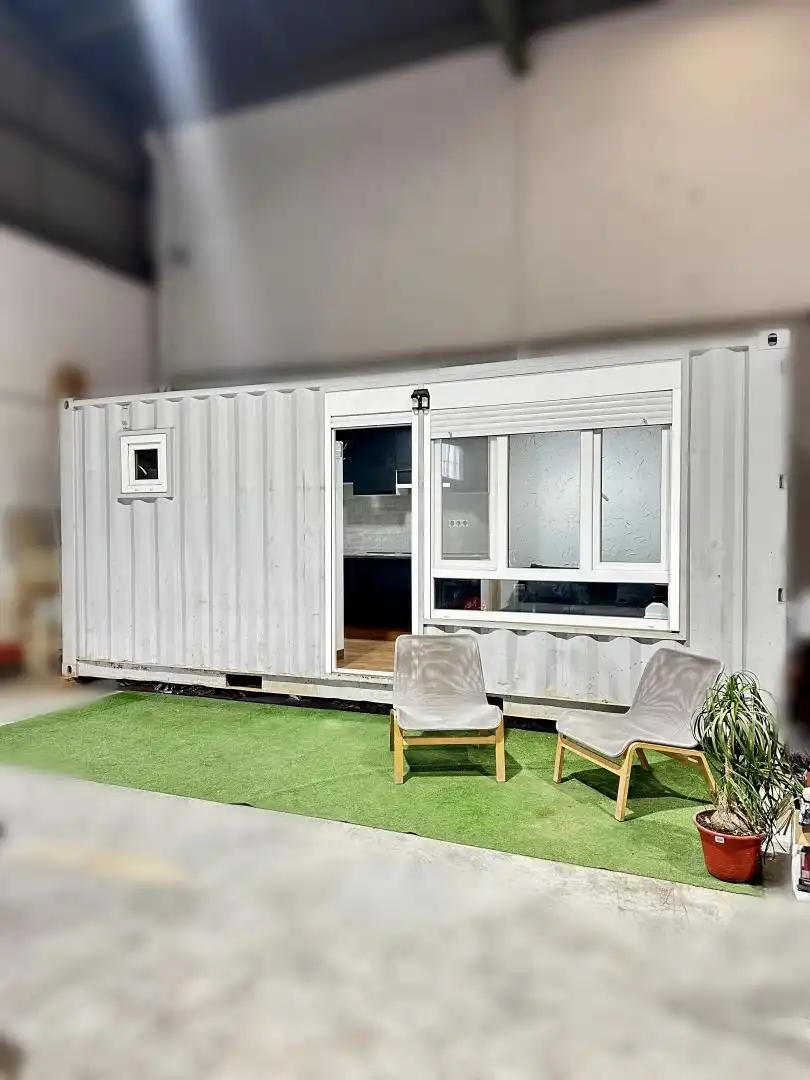 Vista exterior de Estudio en venta en  Valencia Capital con Calefacción, Jardín privado y Parquet