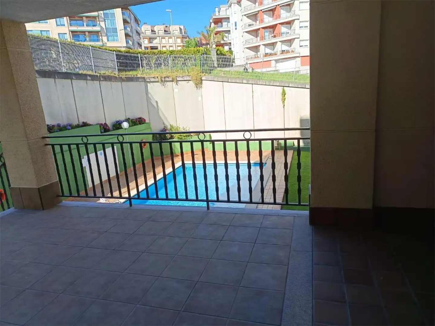 Schwimmbecken von Wohnung zur Miete in Sanxenxo mit Schwimmbad, Möbliert und Balkon