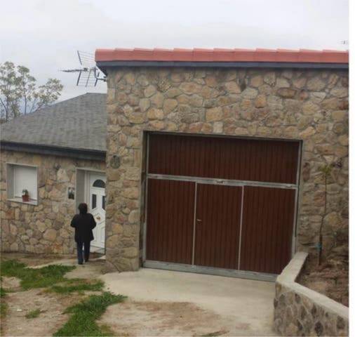 Casa-chalet en Venta en Oímbra