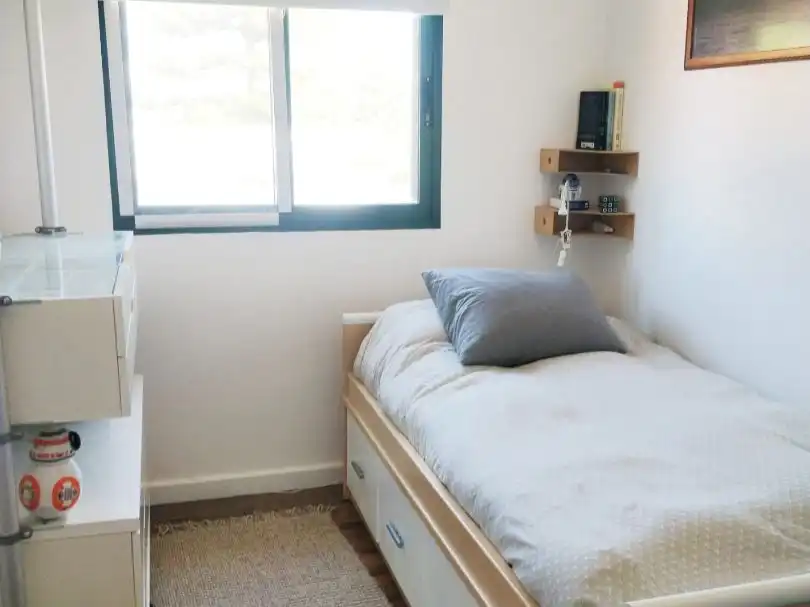Casa o xalet en venda a Carrer Burjassot, 19, Corinto - Almarda Dormitori de Casa o xalet en venda en Sagunto / Sagunt amb Aire condicionat, Calefacció i Jardí privat