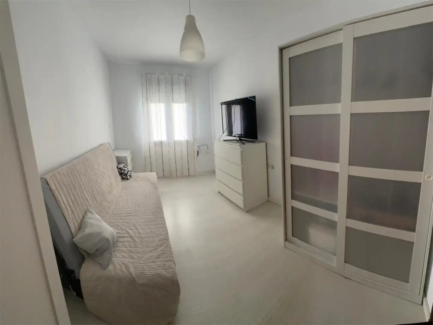 Piso en venta en Avenida Salvador Allende, 1, Roces Habitación de Piso en venta en Gijón con Calefacción, Parquet y Trastero