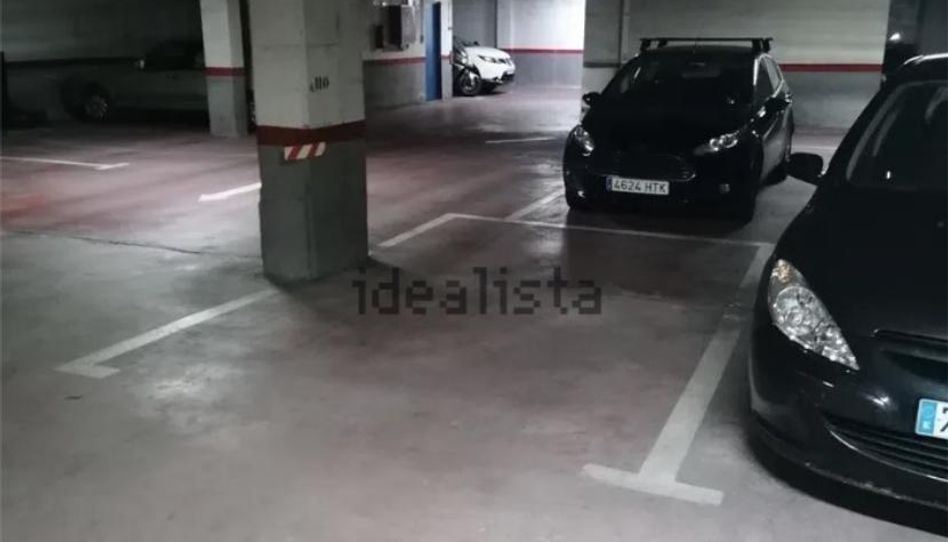 Garaje de alquiler en Carrer Riu Besòs, 6, Campclar, Tarragona Capital - imagen 1 Foto 1 de Garaje de alquiler en Carrer Riu Besòs, 6, Campclar, Tarragona Capital