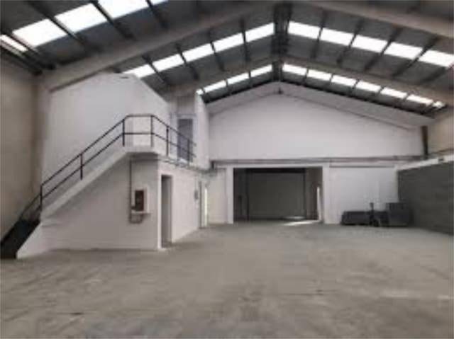 Nave industrial en Alquiler en Zona Centro