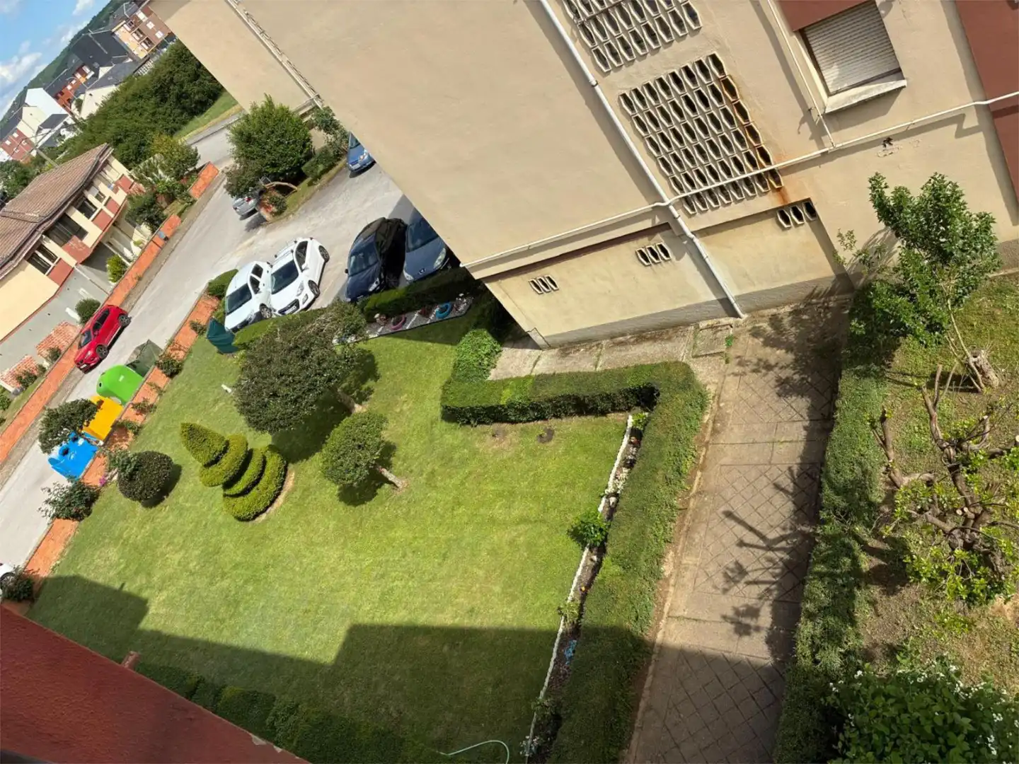 Parking of Flat for rent in Bembibre  with Heating, Parquet flooring and Terrace