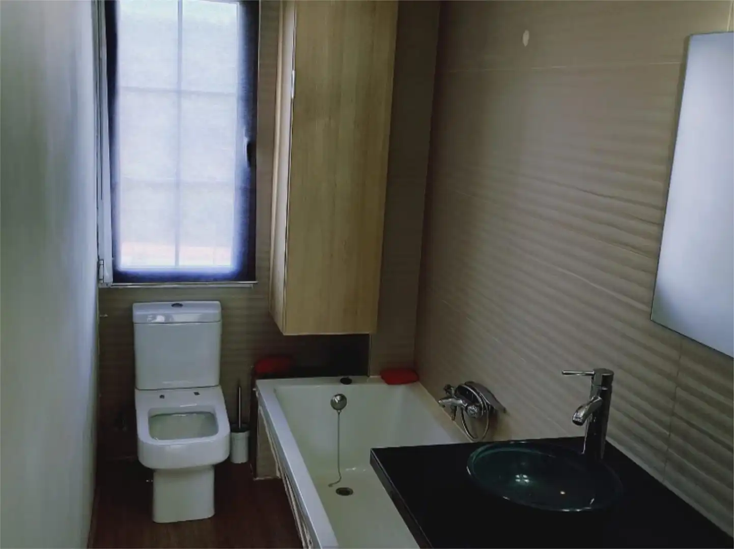 Baño de Piso de alquiler en Béjar con Calefacción, Parquet y Amueblado