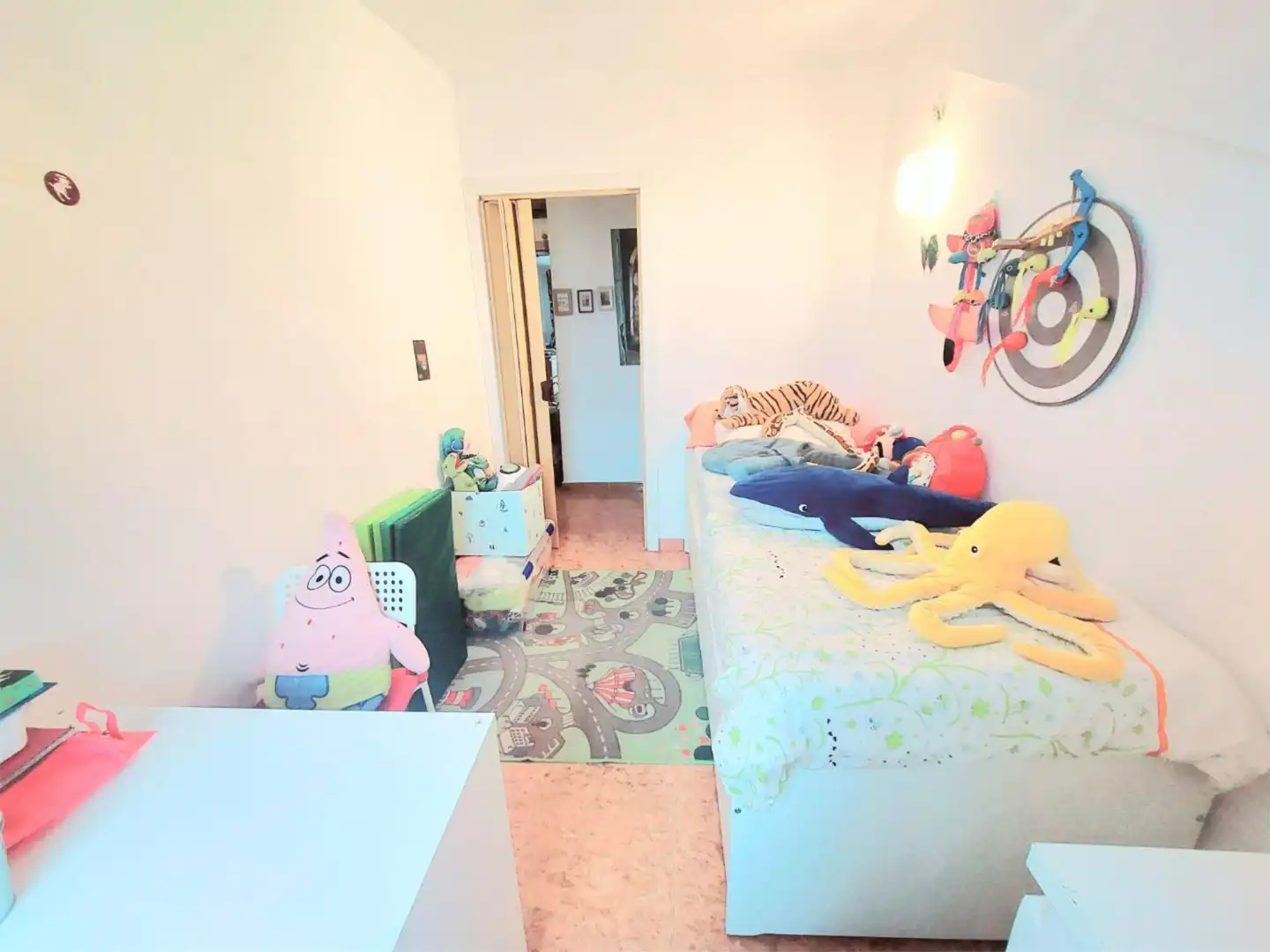 Piso en venta en Calle Cruz Verde, 18, Valdemorillo pueblo Habitación de Piso en venta en Valdemorillo con Calefacción, Terraza y Amueblado