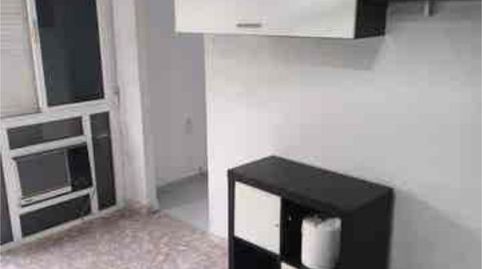 Foto 3 de Piso de alquiler en San Pablo, Sevilla Capital