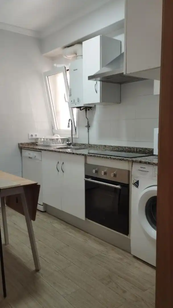 Room in Calle San Eloy, 3, Centro