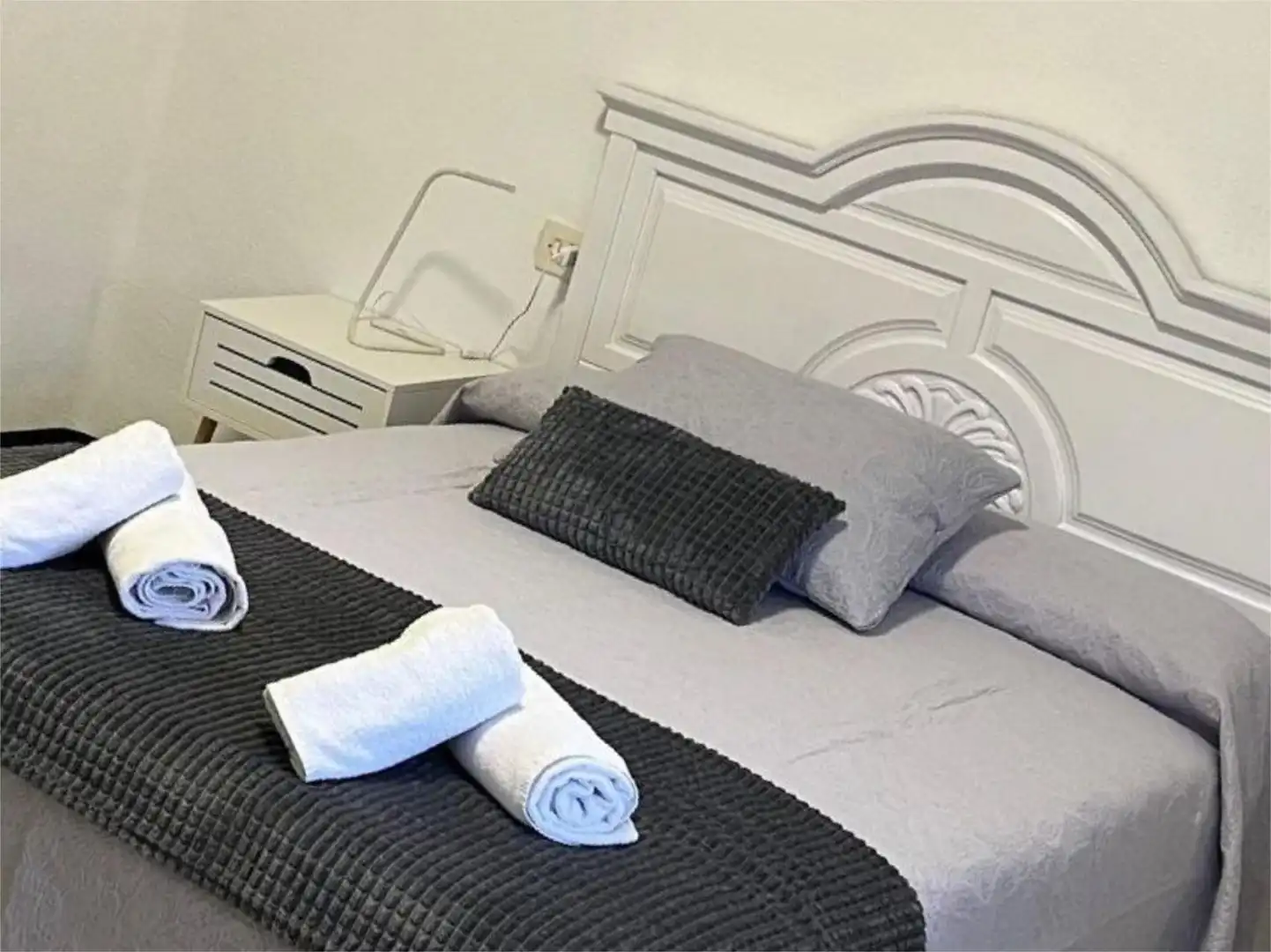 Bedroom of Flat for rent in Aldeanueva de Ebro