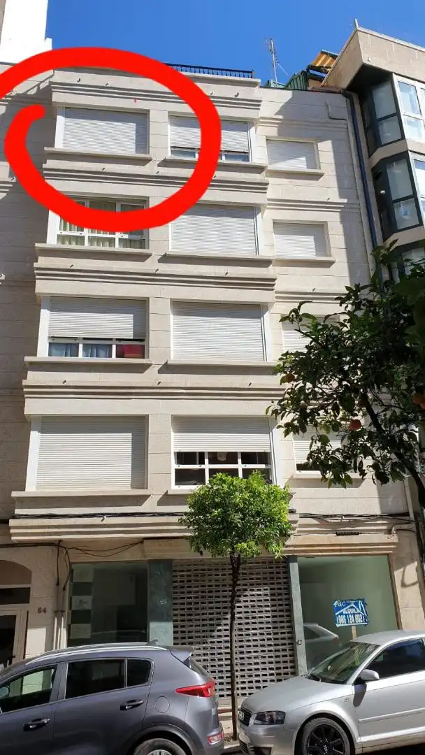 Wohnung zur Miete in Rúa Tomás a. Alonso, 64, Vigo Wohnung zur Miete in Rúa Tomás a. Alonso, 64, Vigo