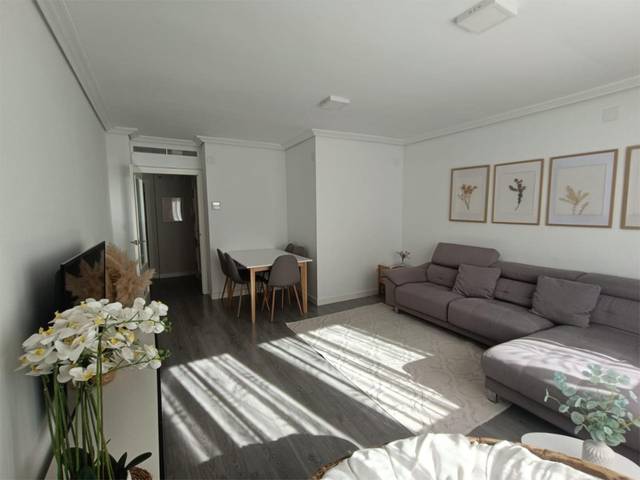 Piso en Venta en Carrer del Riu Túria, 40 en Ensanche - Río Júcar