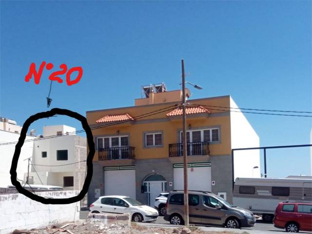 Casa adosada en Venta en Calle Hortensia, 20 en Montaña los Vélez - Vargas
