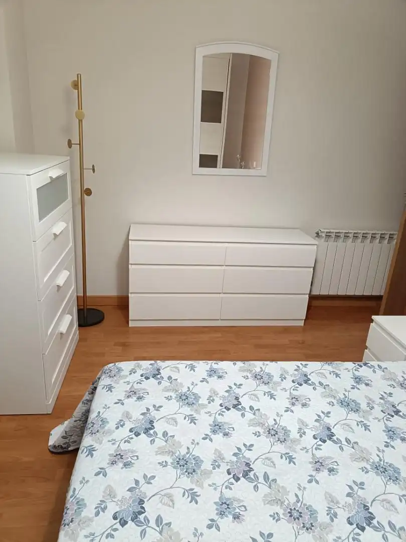 Habitación de Piso de alquiler en Manzanares con Aire acondicionado, Calefacción y Parquet