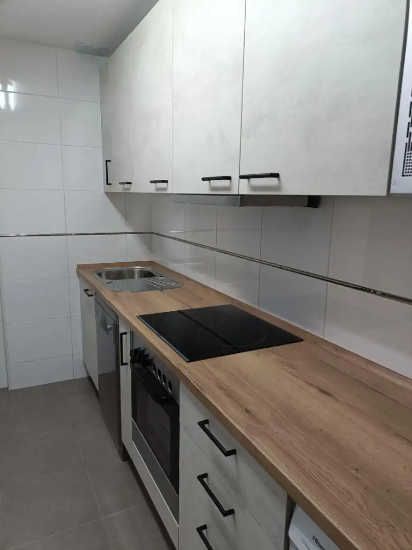 Cocina de Piso de alquiler en Manzanares con Aire acondicionado, Calefacción y Parquet
