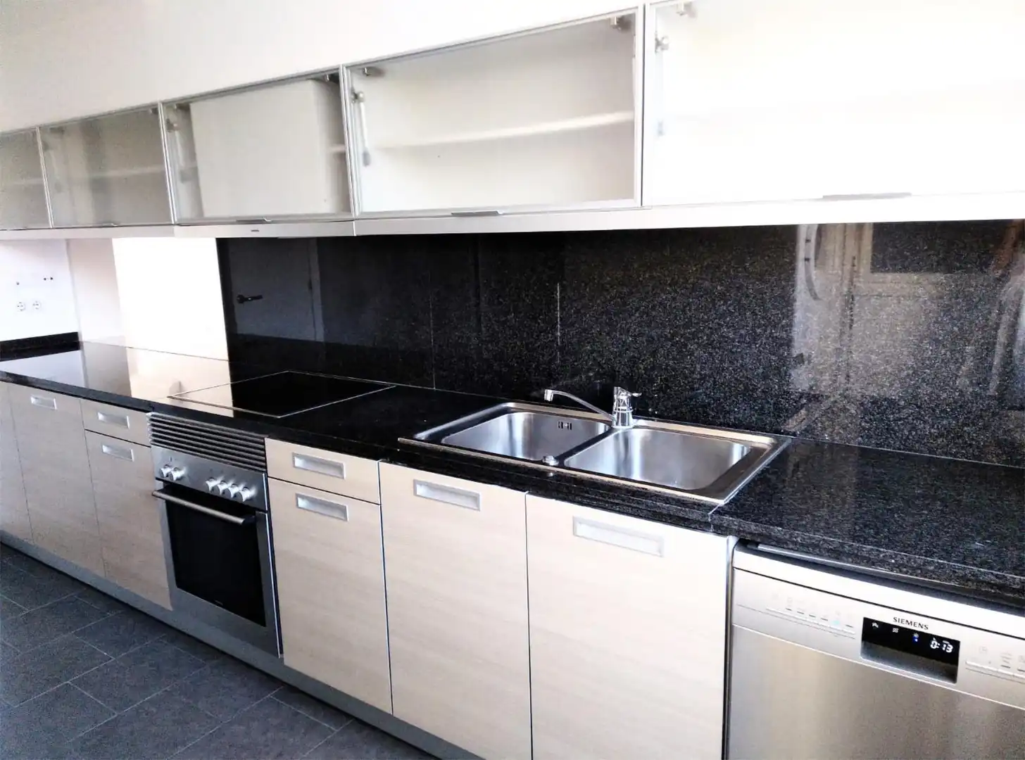 Flat for rent in Carrer de Josep Irla, 19, Turó de Can Mates Kitchen of Flat for rent in Sant Cugat del Vallès with Air Conditioner, Heating and Private garden