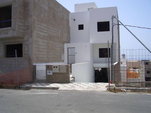 Piso en Venta en Calle Hortensia, 22 en Montaña los Vélez - Vargas
