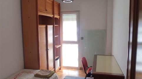 Foto 2 de Habitació a Calle Hermanos Cossío, 9, Huerta del Rey, Valladolid Capital