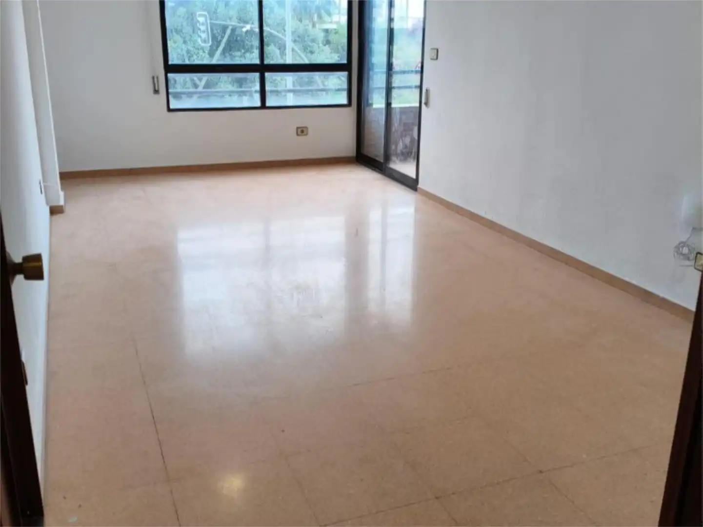 Sala d'estar de Pis en venda en  Murcia Capital amb Terrassa, Aparcament comunitari i Balcó