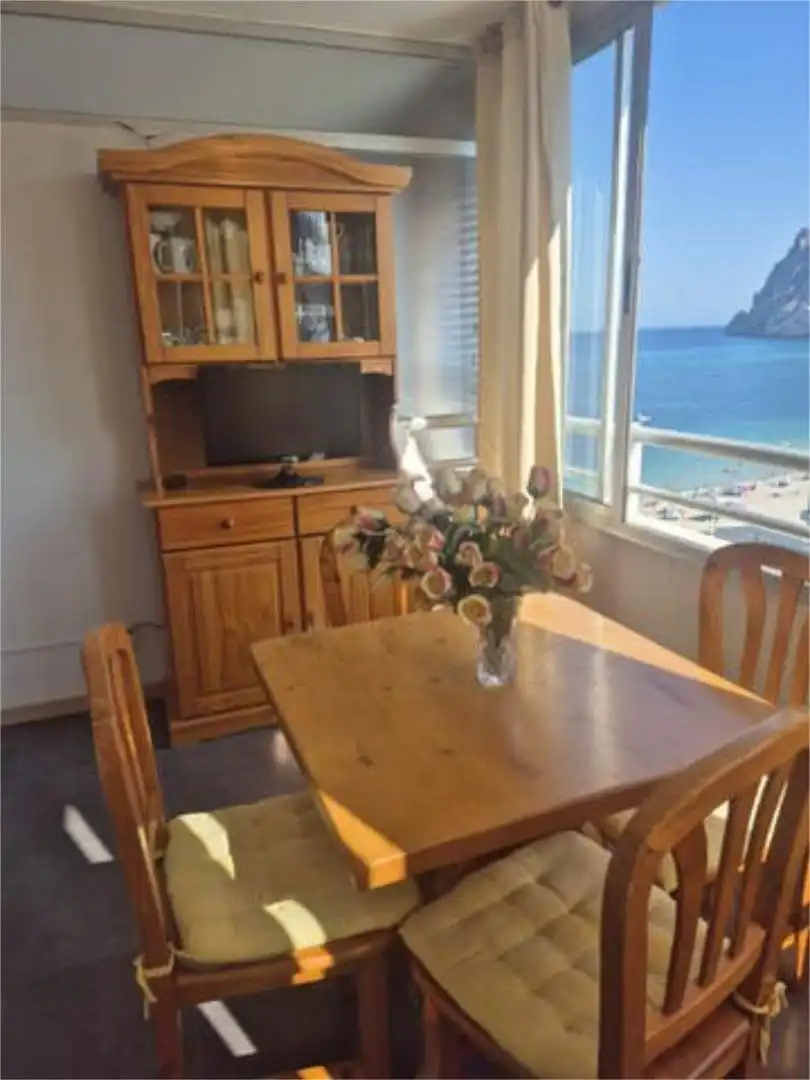 Apartamento de alquiler en Zona Levante - Playa Fossa Comedor de Apartamento de alquiler en Calpe / Calp con Calefacción, Terraza y Piscina