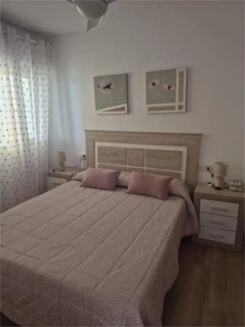 Apartamento de alquiler en Zona Levante - Playa Fossa Habitación de Apartamento de alquiler en Calpe / Calp con Calefacción, Terraza y Piscina