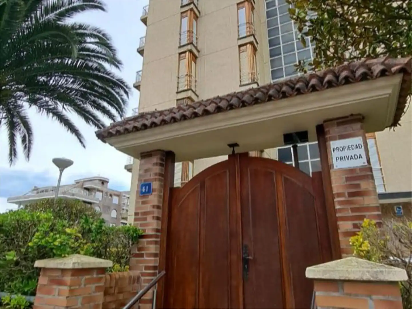 Piso en venta en Avenida Enrique Mowinkel, 41, Zona Playa Vista exterior de Piso en venta en Laredo con Terraza