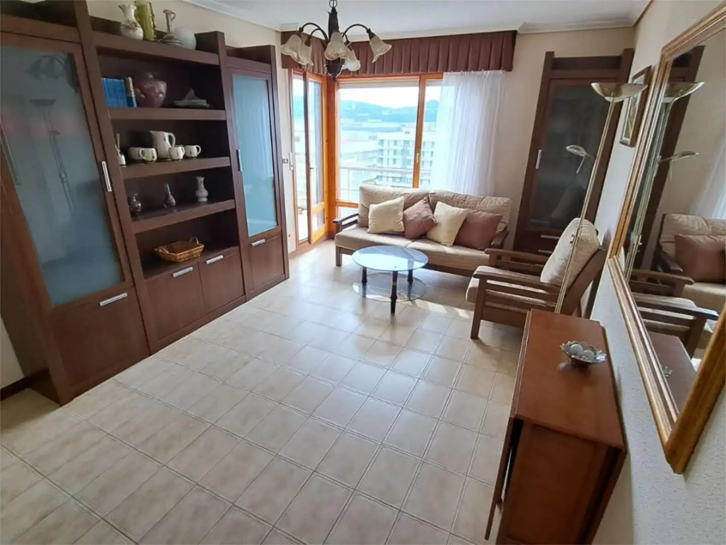 Piso en venta en Avenida Enrique Mowinkel, 41, Zona Playa Sala de estar de Piso en venta en Laredo con Terraza