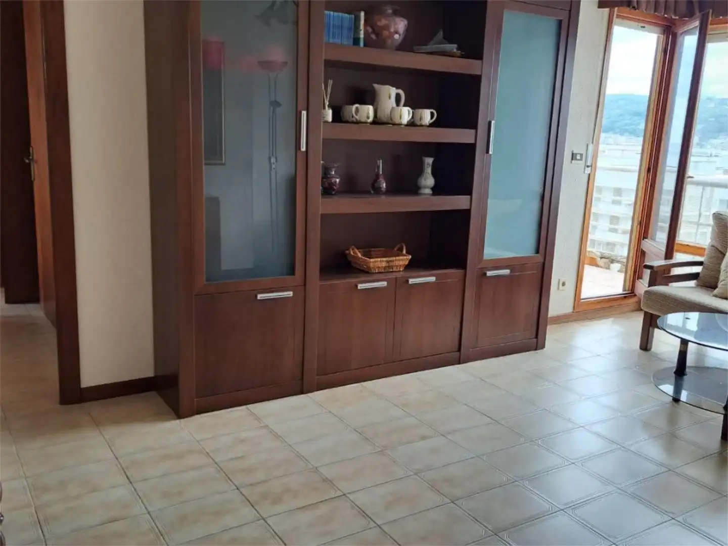 Piso en venta en Avenida Enrique Mowinkel, 41, Zona Playa Sala de estar de Piso en venta en Laredo con Terraza