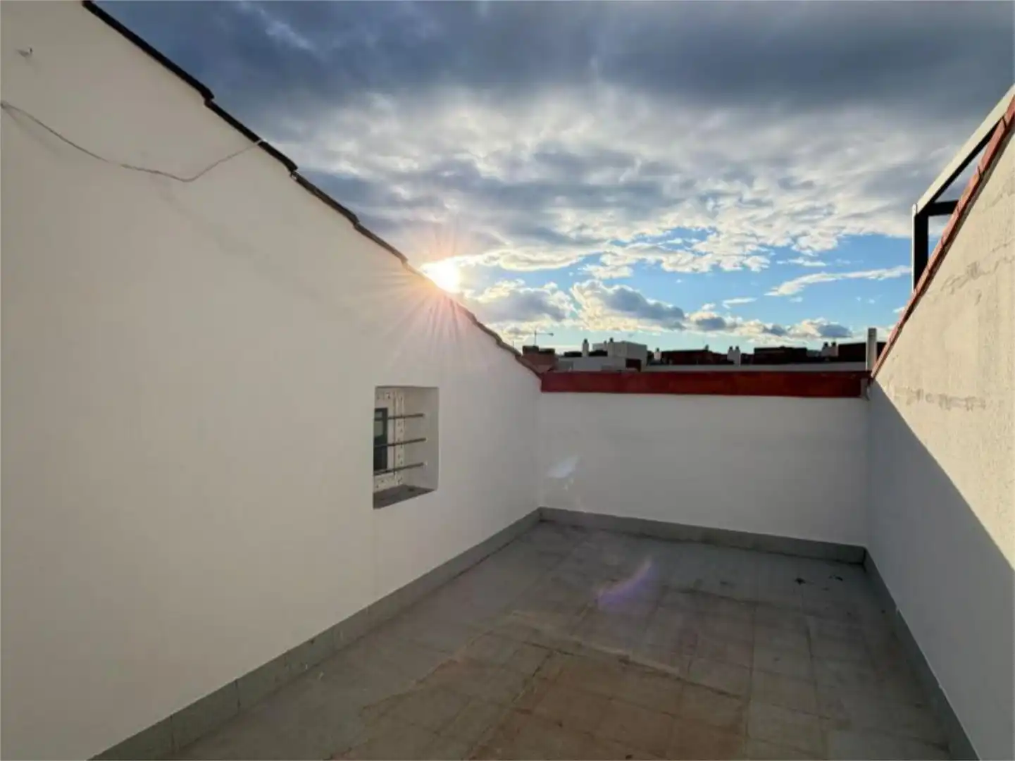 Piso en venta en Carrer Cienfuegos, 5, Fenals Terraza de Piso en venta en Lloret de Mar con Terraza y Balcón