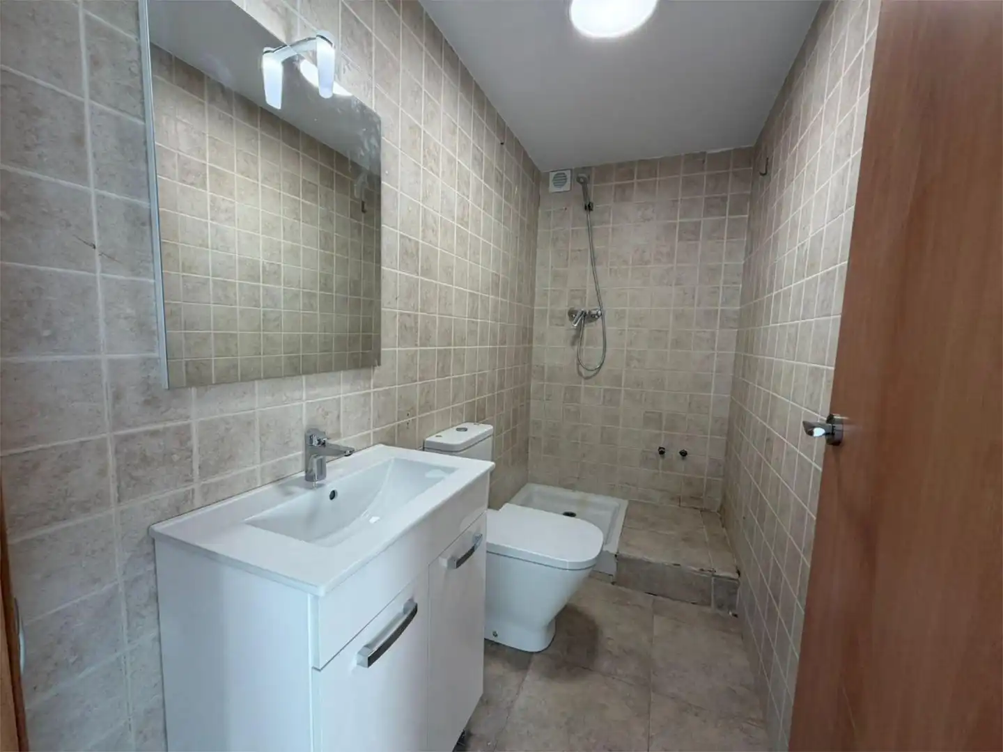 Piso en venta en Carrer Cienfuegos, 5, Fenals Baño de Piso en venta en Lloret de Mar con Terraza y Balcón