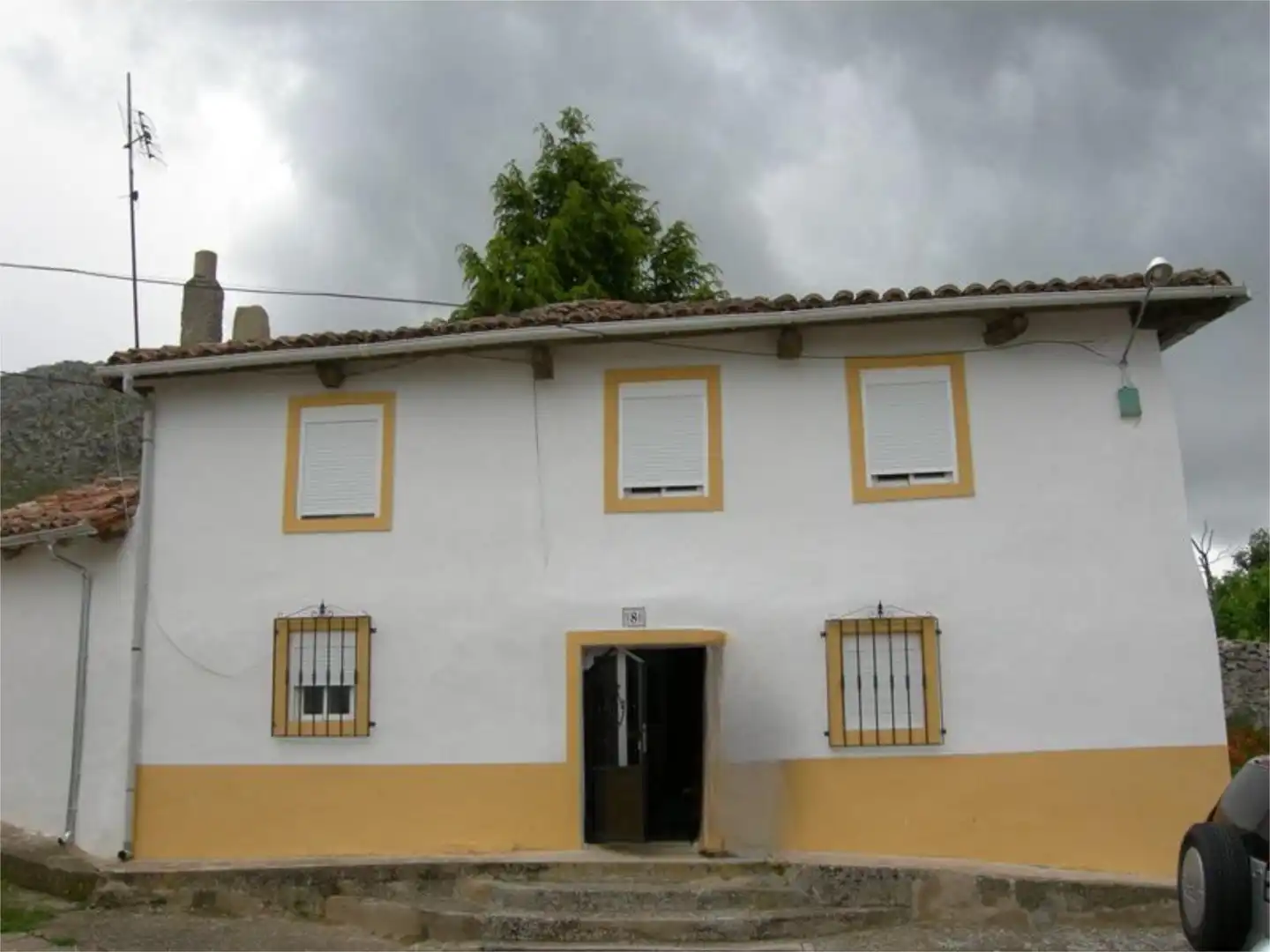Exterior view of Flat for sale in Sotresgudo  with Private garden