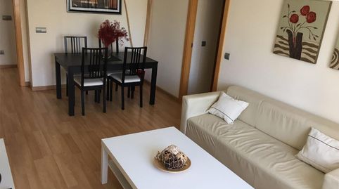 Photo 3 of Flat for rent in Calle Joaquín Turina, 15, El Tejar - Hacienda Bizcochero, Málaga Capital