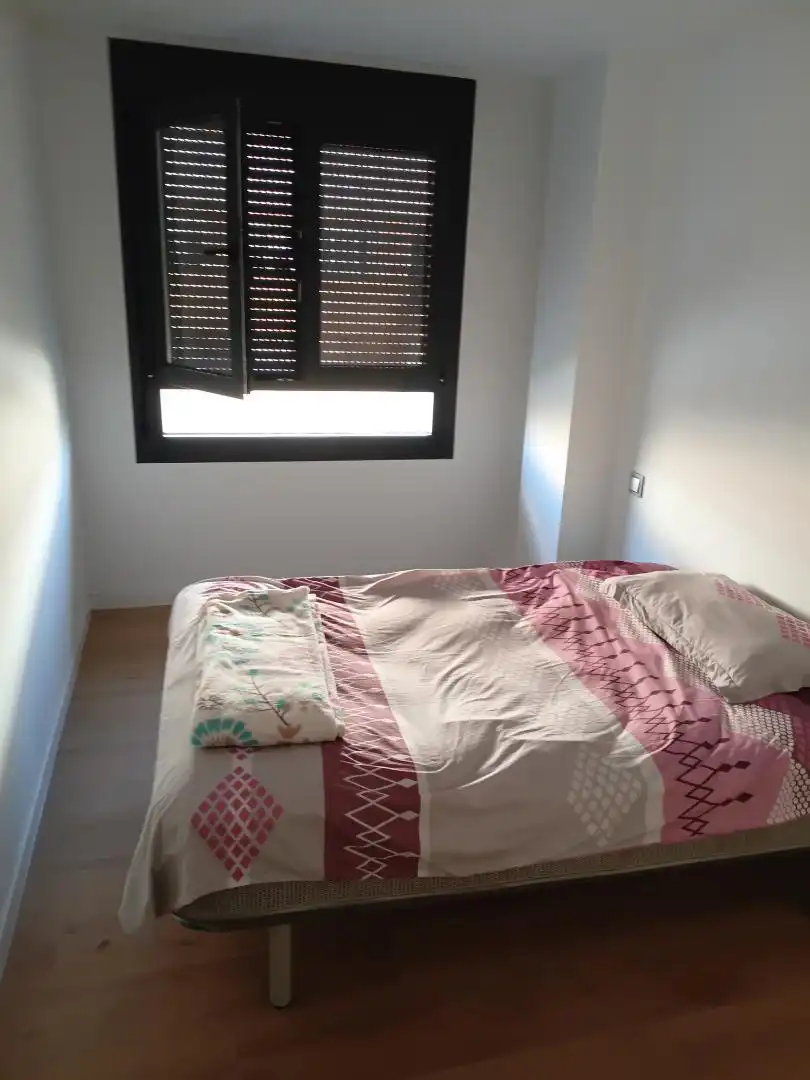 Habitación en Calle Ana María Matute, 26, La Paloma - Asfain Habitación de Piso para compartir en Azuqueca de Henares con Aire acondicionado, Calefacción y Terraza