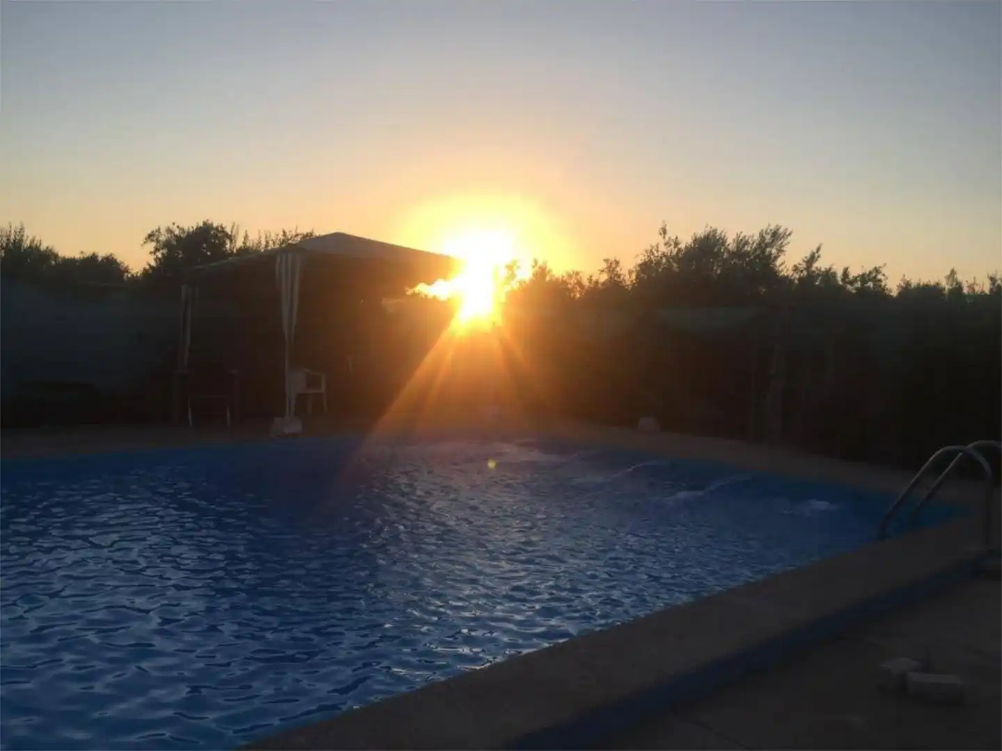 Finca rústica en venta en Calle Este, Écija Piscina de Finca rústica en venta en Écija con Aire acondicionado, Piscina y TV