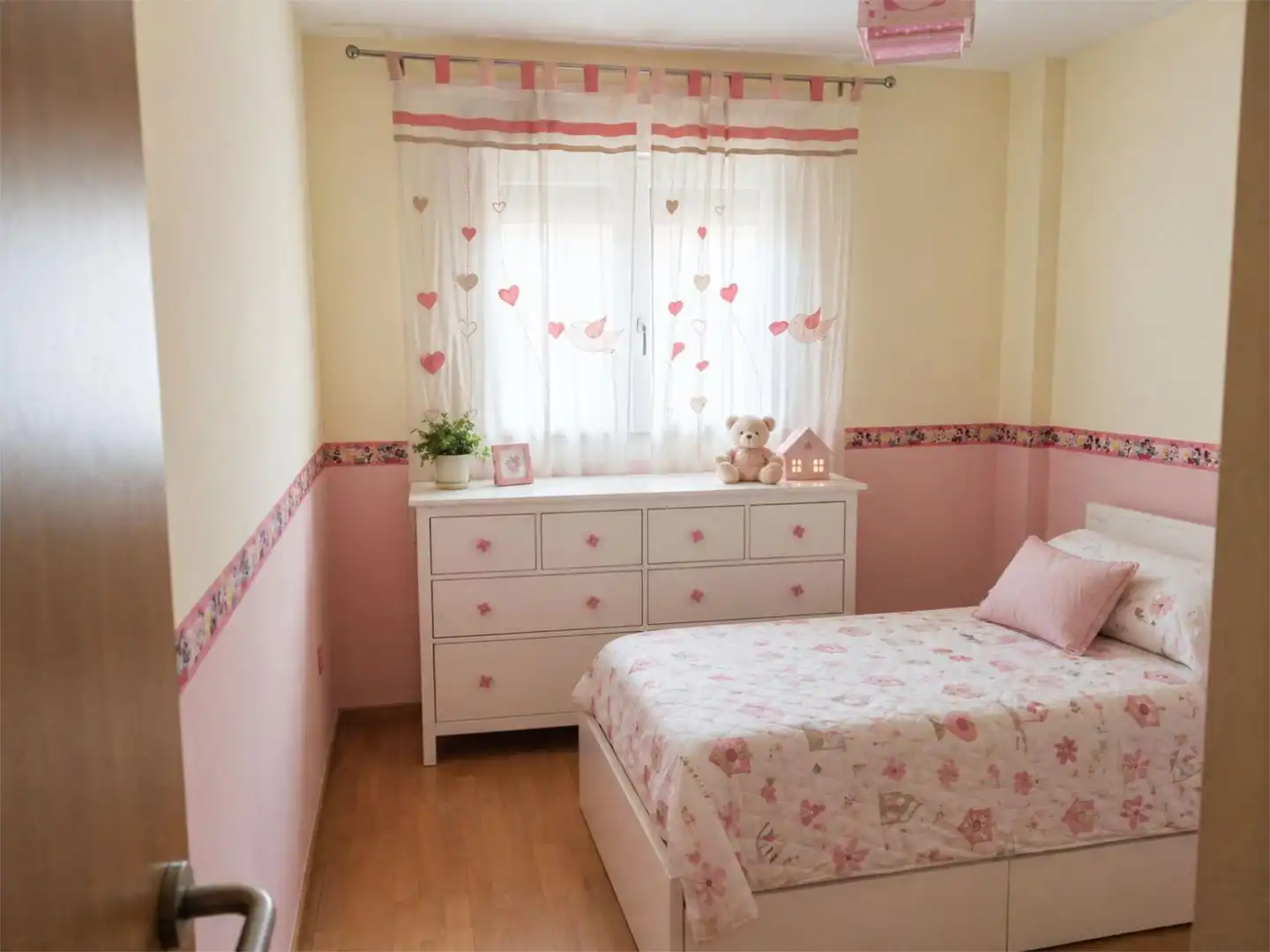 Detached homes for sale in Calle Enric Valor, 12, Alicante Golf Bedroom of Detached homes for sale in Alicante / Alacant with Air Conditioner, Terrace and Swimming Pool