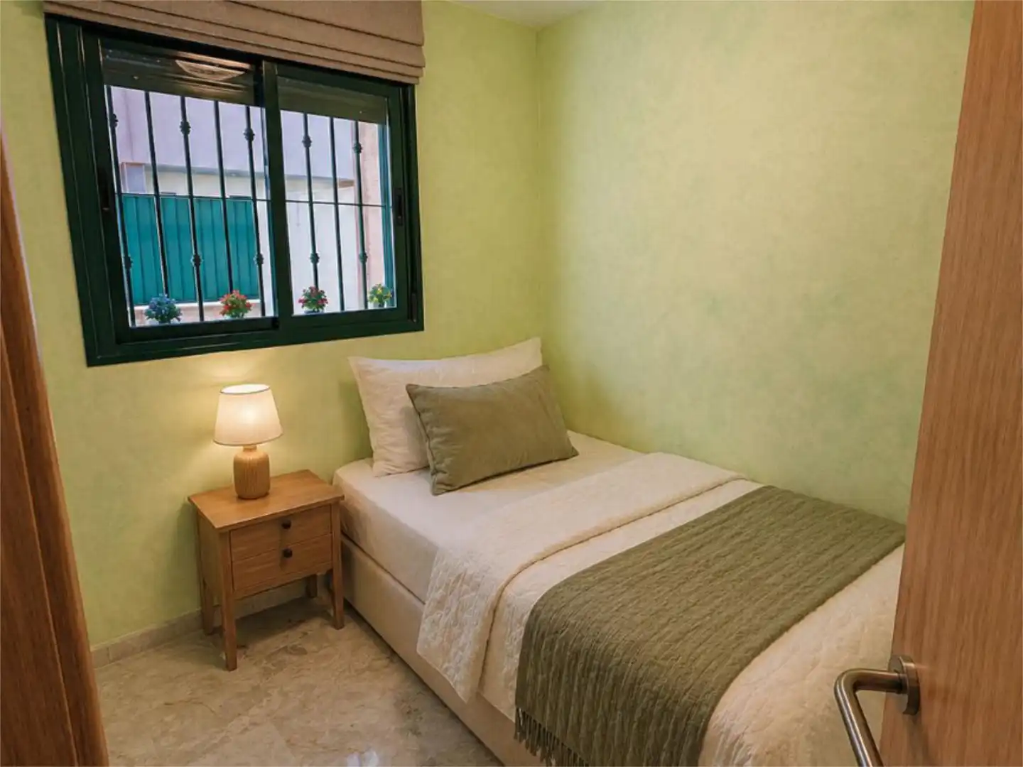 Detached homes for sale in Calle Enric Valor, 12, Alicante Golf Bedroom of Detached homes for sale in Alicante / Alacant with Air Conditioner, Terrace and Swimming Pool