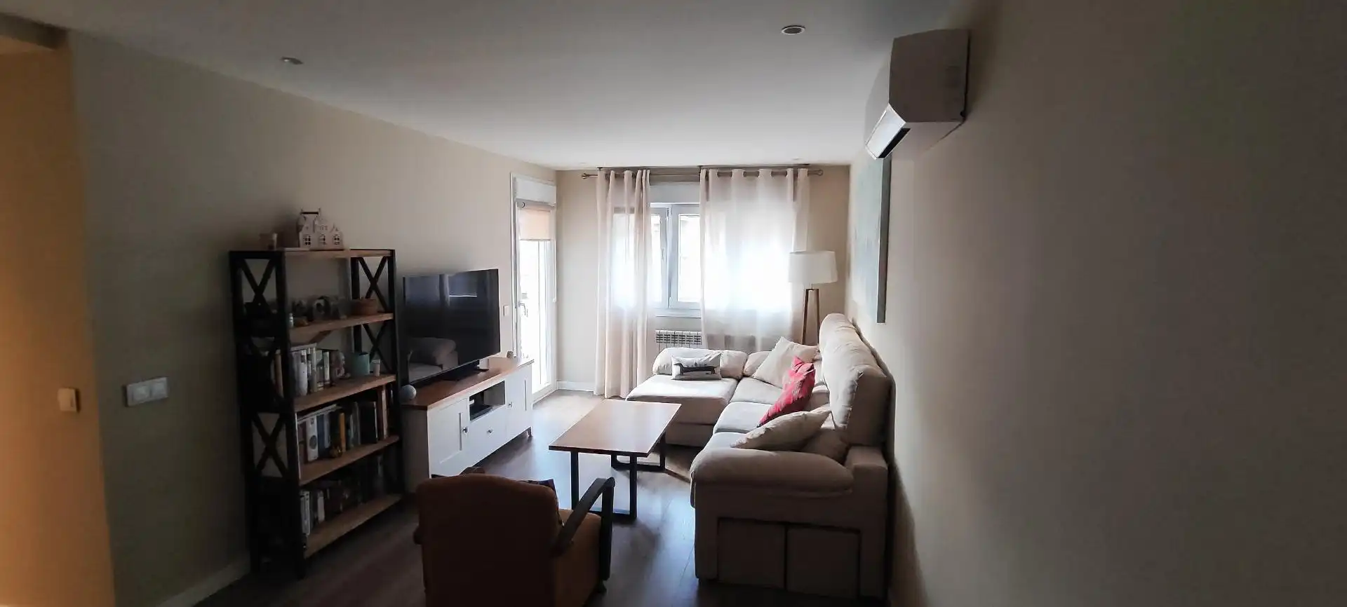 Living room of Flat for sale in  Toledo Capital  with Air Conditioner, Heating and Parquet flooring
