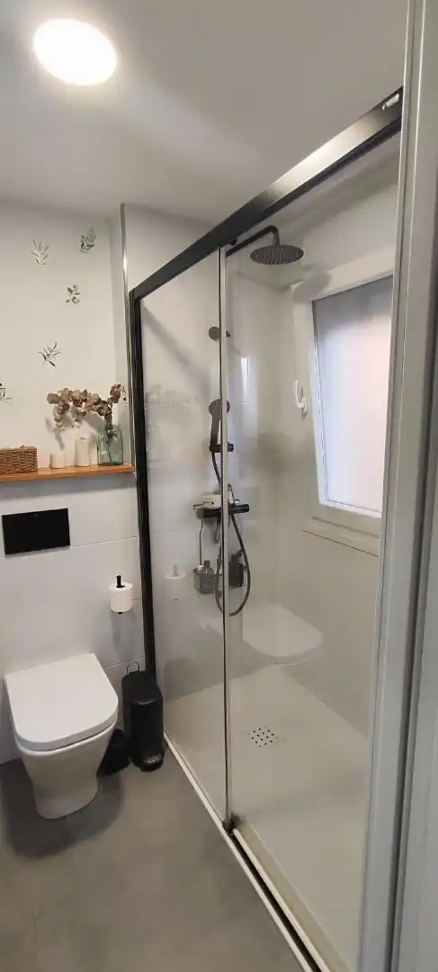 Bathroom of Flat for sale in Toledo  with Air Conditioner, Heating and Parquet flooring