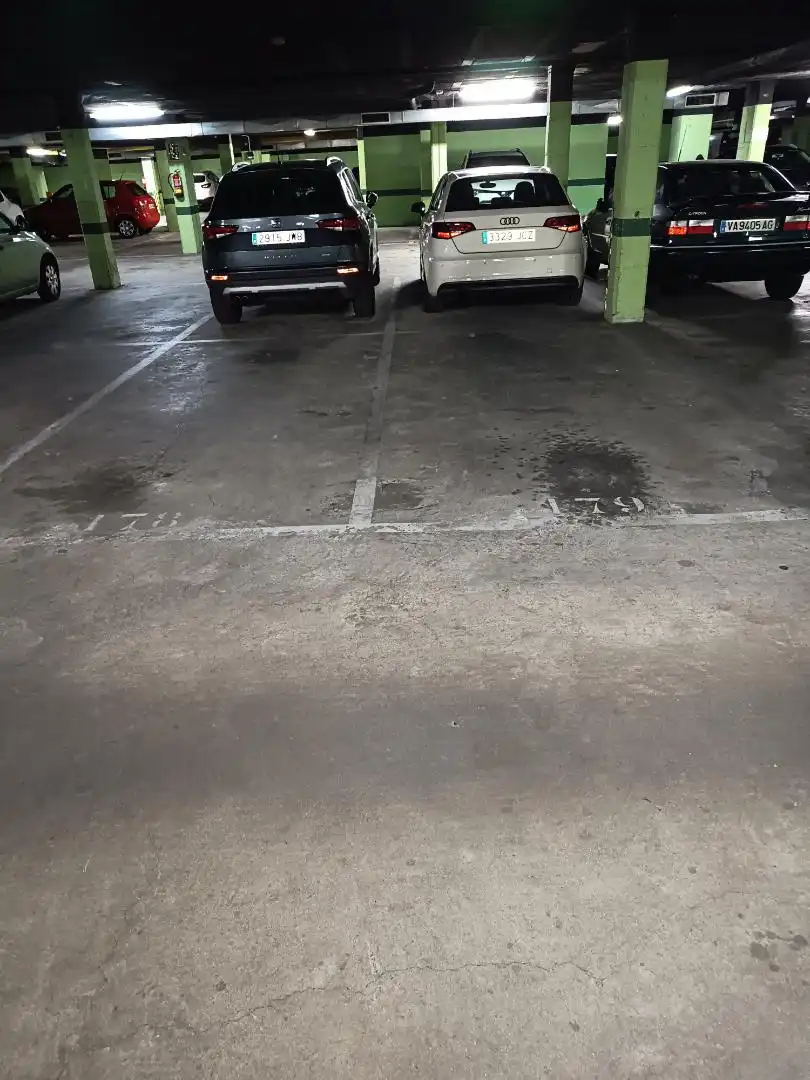 Parking of Garage for rent in Valladolid