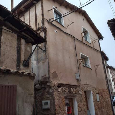 Casa-chalet en Venta en Poza de la Sal