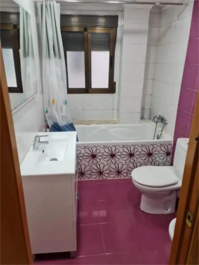 Bathroom of Flat for sale in Valencia
