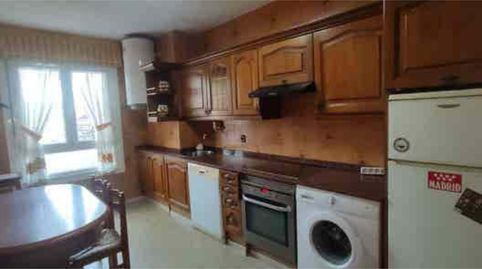 Foto 4 de Piso de alquiler en Grado, Asturias