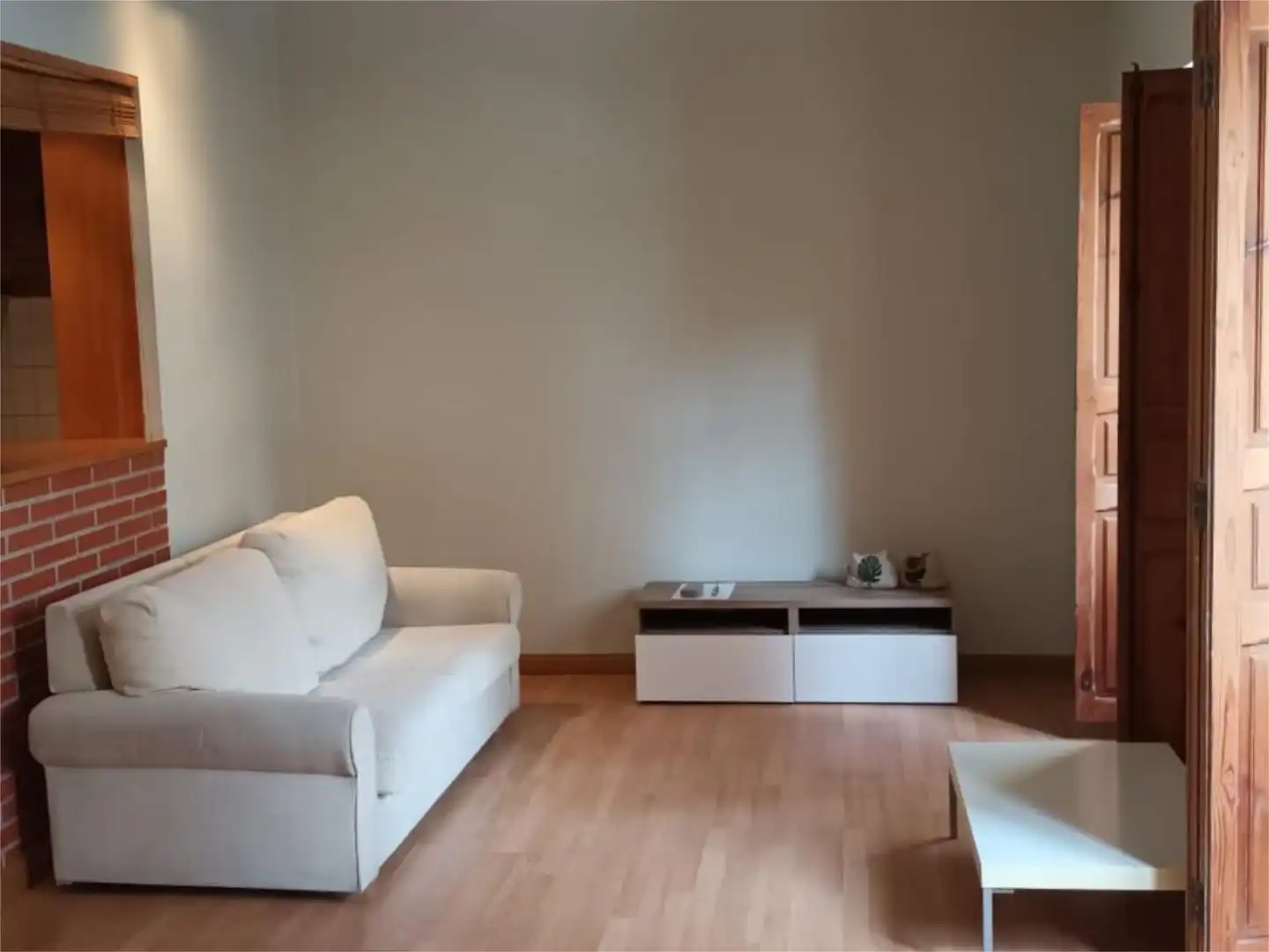 Piso de alquiler en Carrer de Sueca, 15, Russafa Sala de estar de Piso de alquiler en Valencia Capital con Aire acondicionado y Balcón