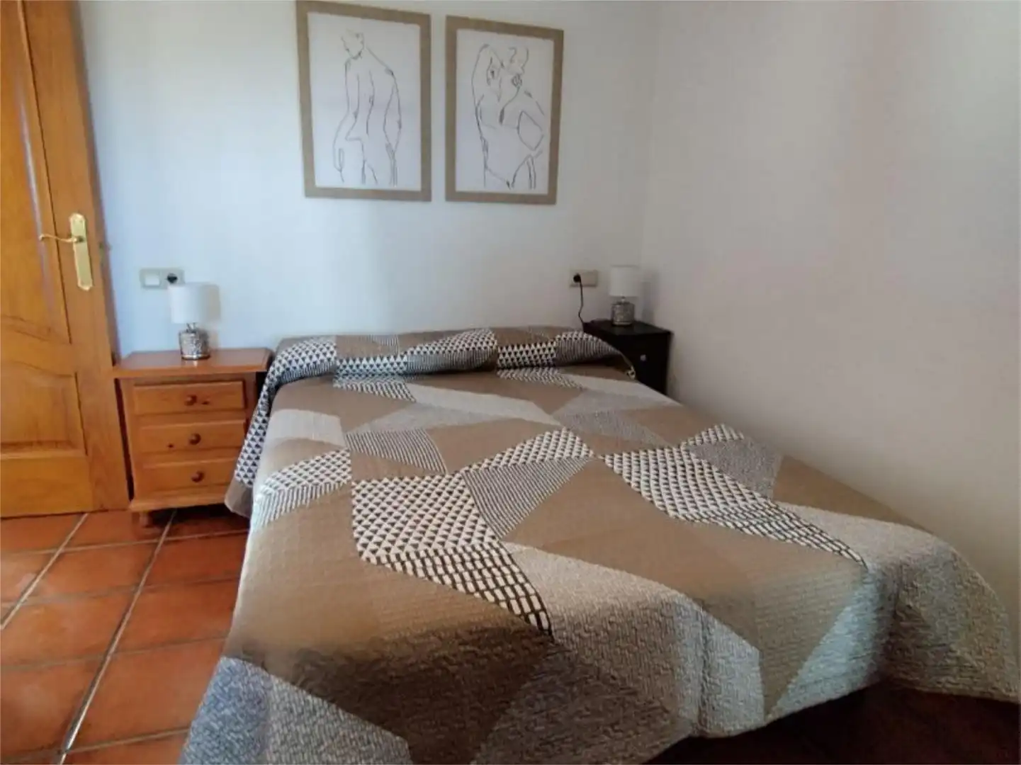 Piso en venta en Avenida Ricardo Navarrete, 14, San Cristóbal Habitación de Piso en venta en Ronda con Aire acondicionado, Calefacción y Amueblado