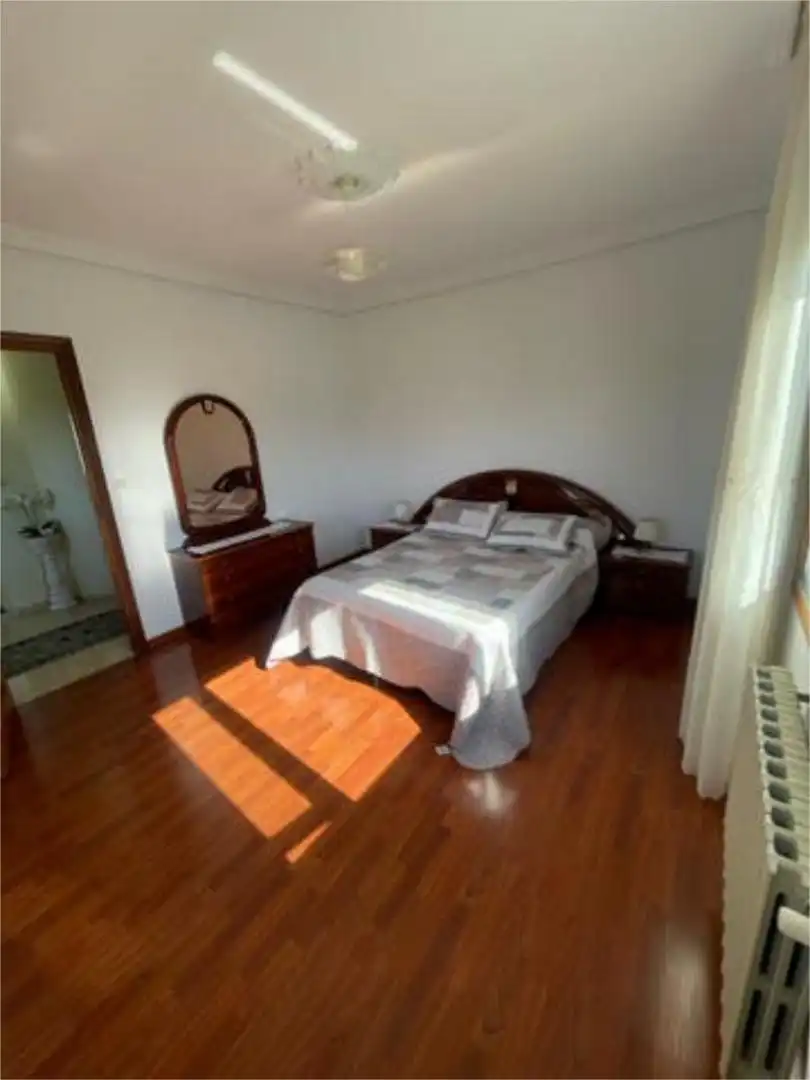 Casa adosada en venta en San Amaro Habitación de Casa adosada en venta en San Amaro con Calefacción, Jardín privado y Terraza