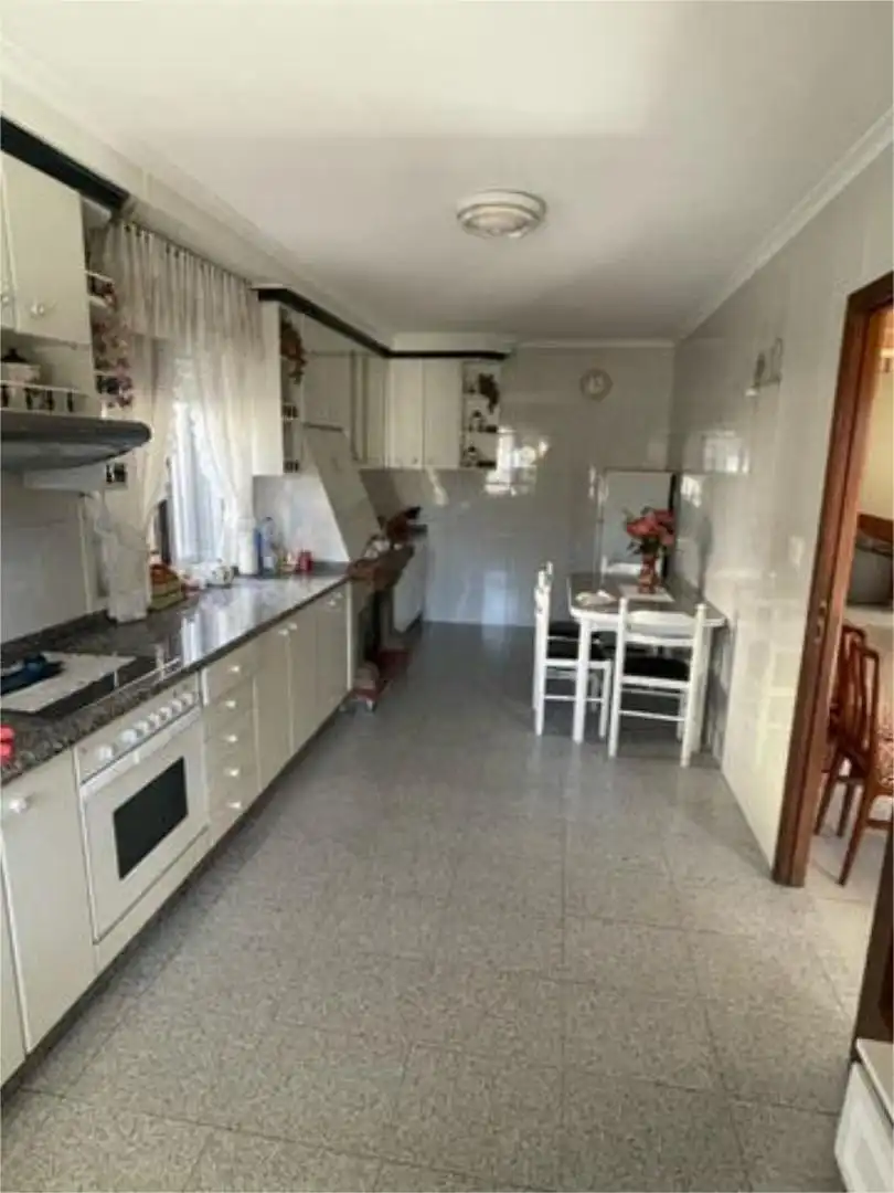 Casa adosada en venta en San Amaro Cocina de Casa adosada en venta en San Amaro con Calefacción, Jardín privado y Terraza