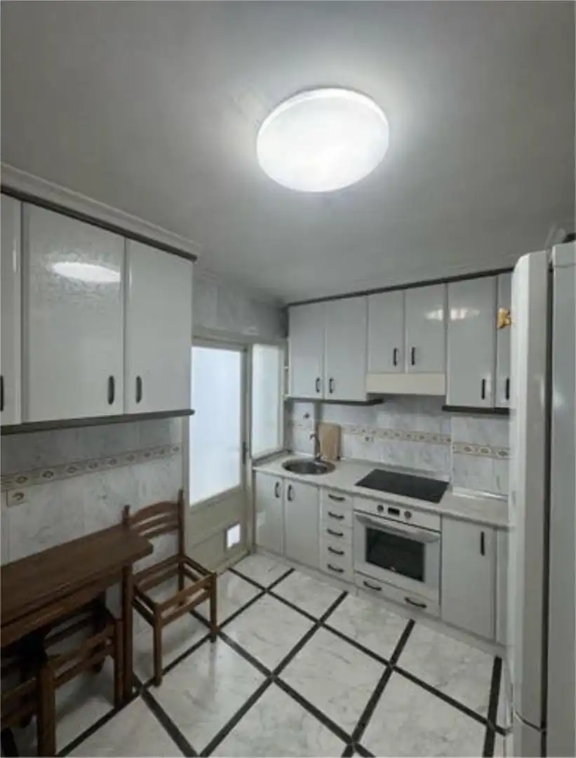 Kitchen of Flat for rent in Palencia  with Heating
