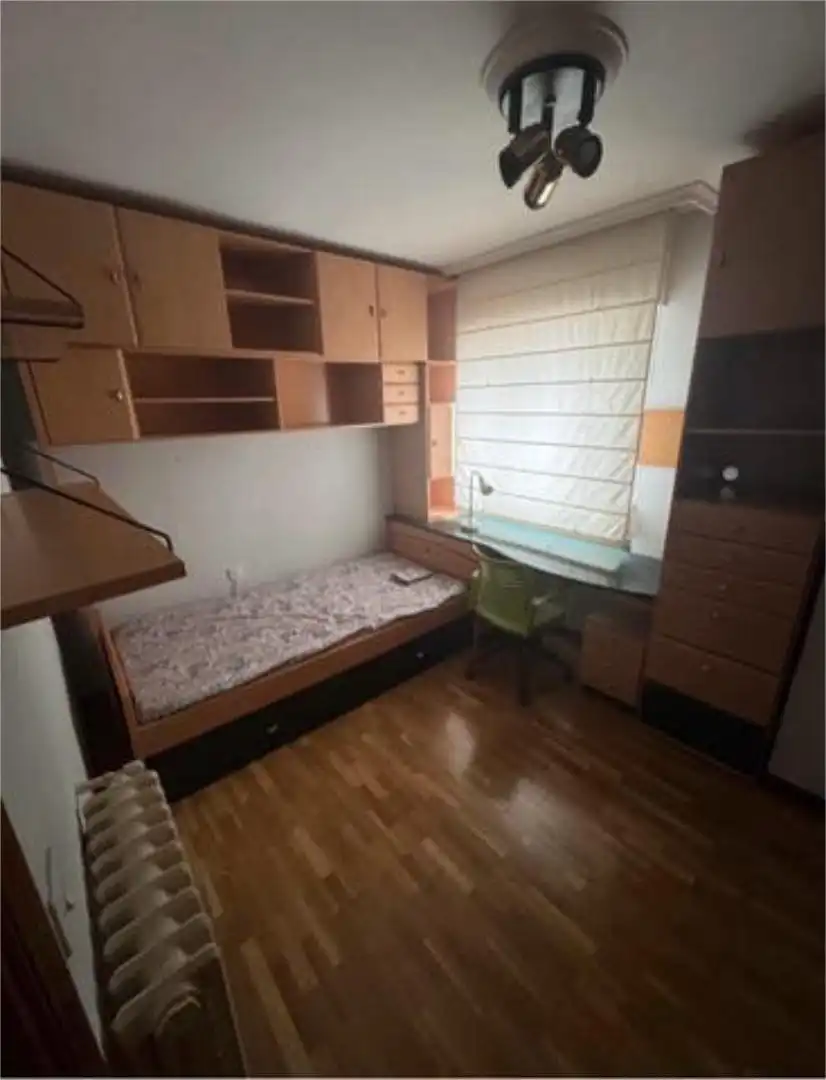 Bedroom of Flat for rent in Palencia  with Heating