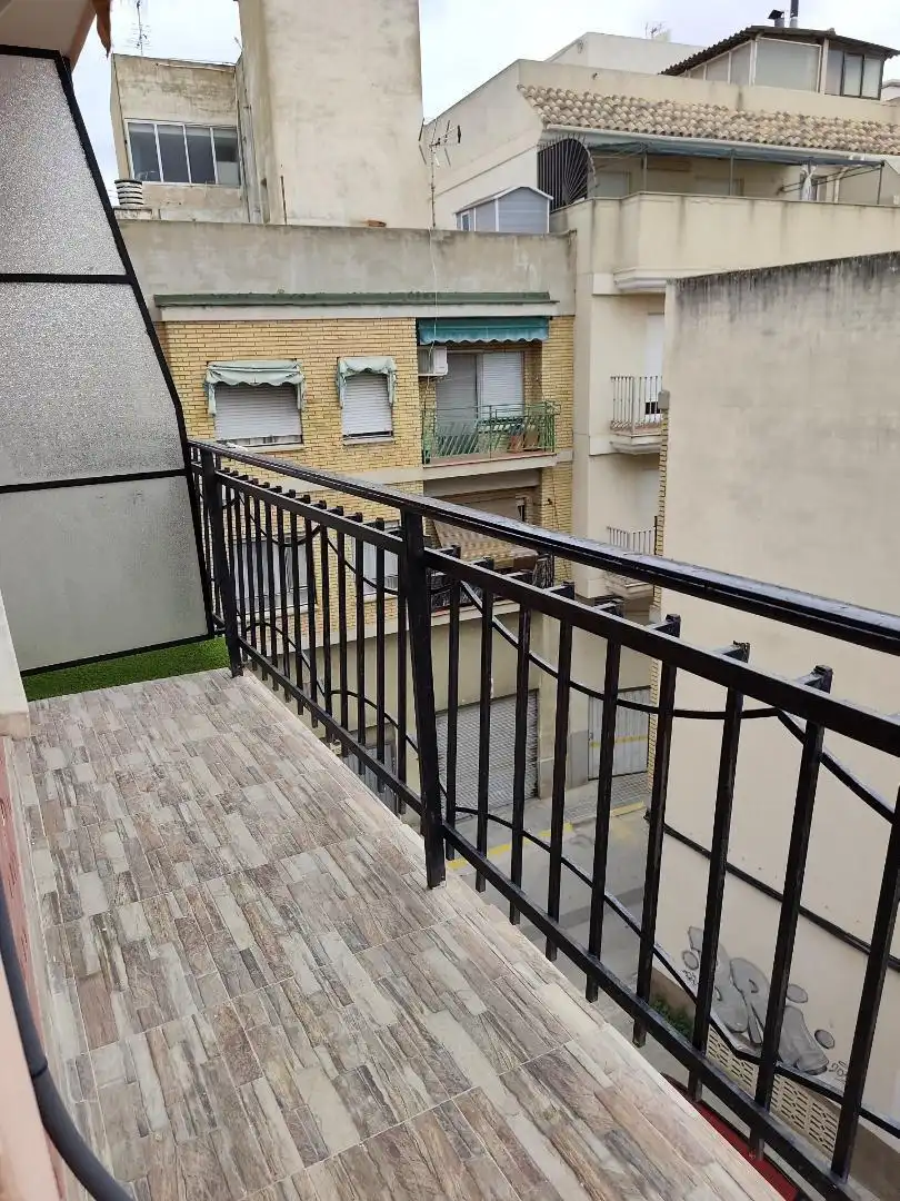 Terraza de Piso de alquiler en Paterna con Aire acondicionado, Calefacción y Amueblado