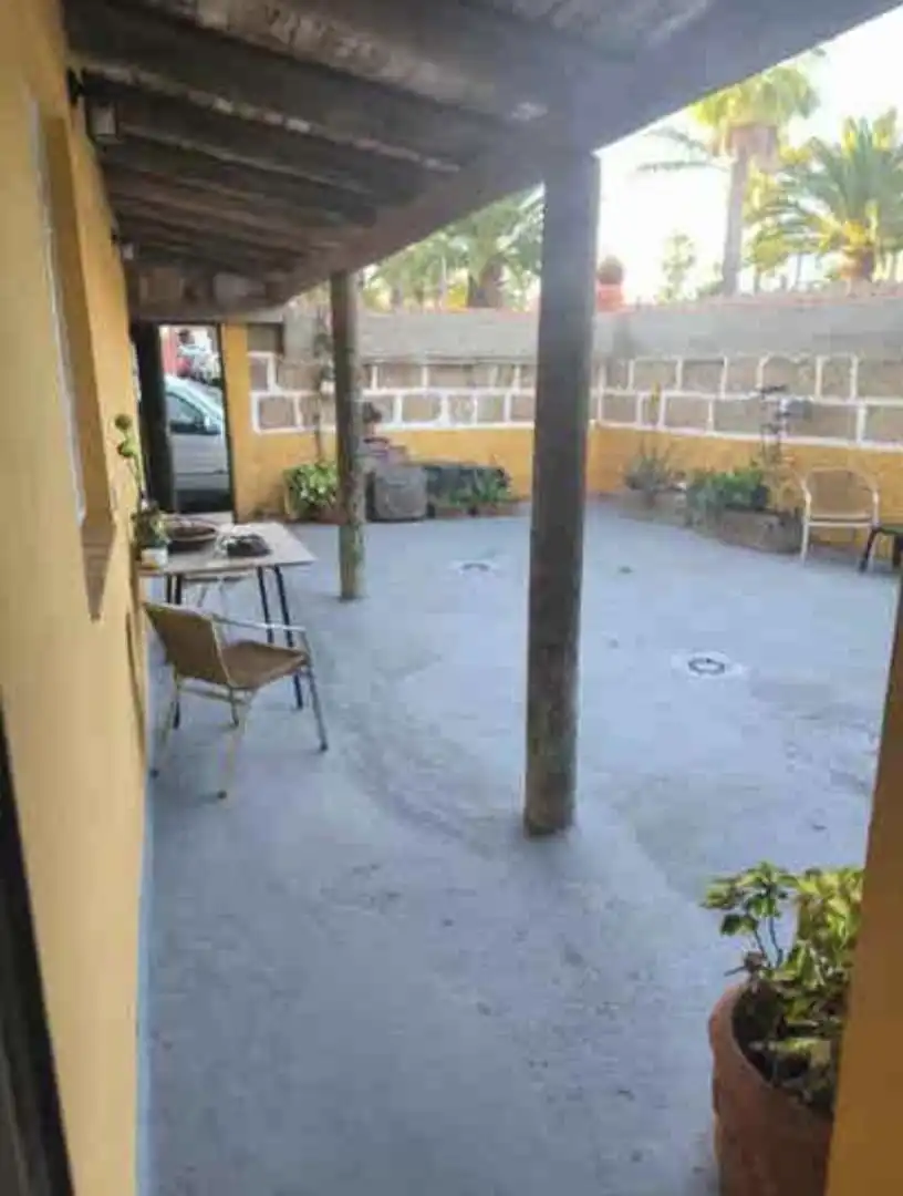 Room in Calle Sagrada Familia, 16, Los Baldíos - Geneto - Guajara